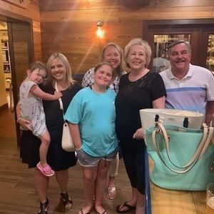 Meet your Posher, Cindy